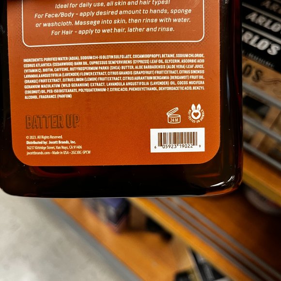 Men's 3-in-1 All Over Wash (Hair-Body-Face) Grooming (new)‎ / 32oz (mens) - Picture 9 of 14